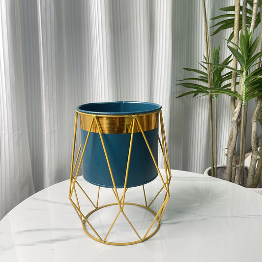 Modern Nordic Style Metal Mini Plant Stand