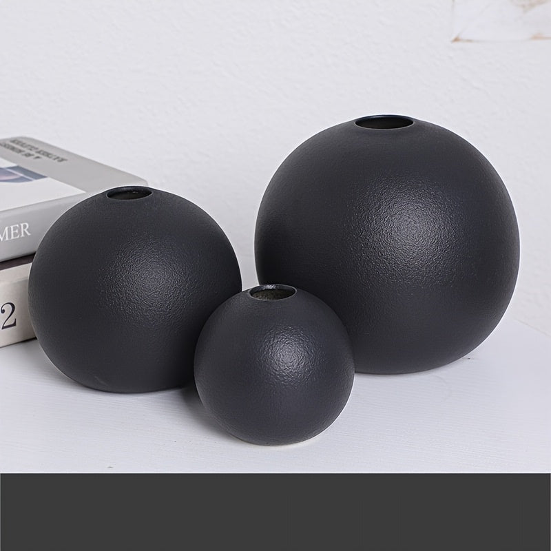 Round Electroplated Ceramic Vase