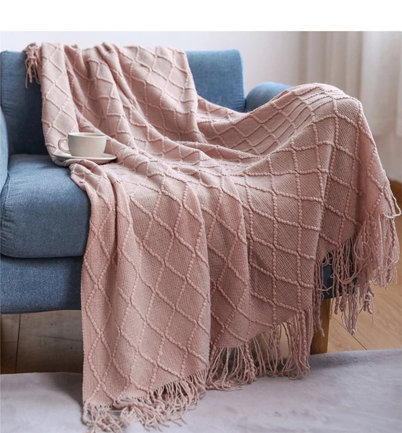 Nordic Knit Blanket with Tassels – Vintage and Luxury, Ideal for Bed and Sofa, Colors Khaki, Cream and Gray