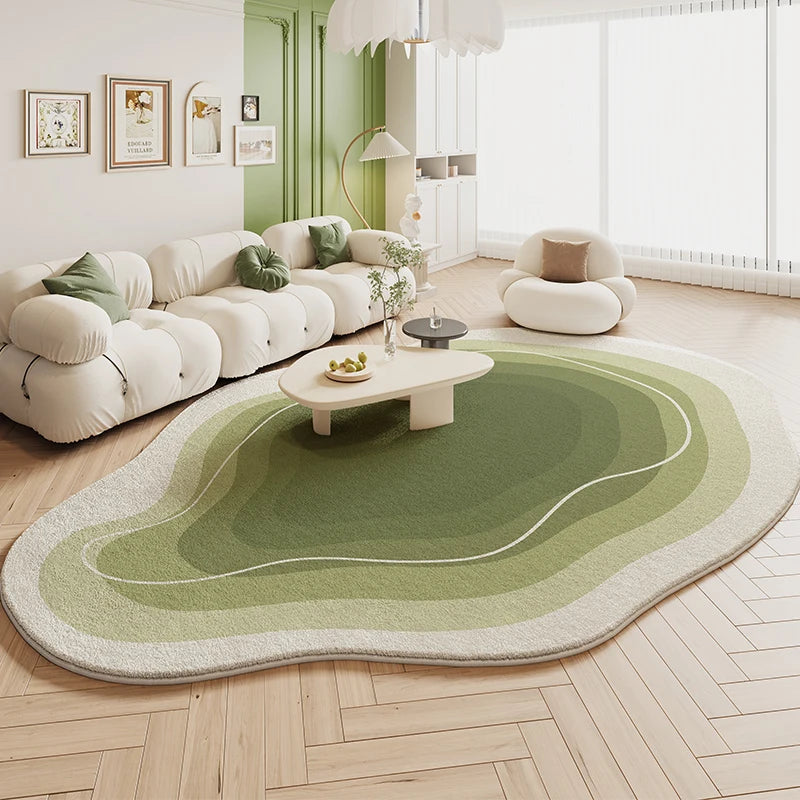 Irregular Green Rug in Cream Style