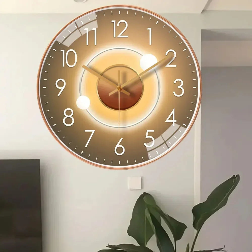 Modern and silent wall clock