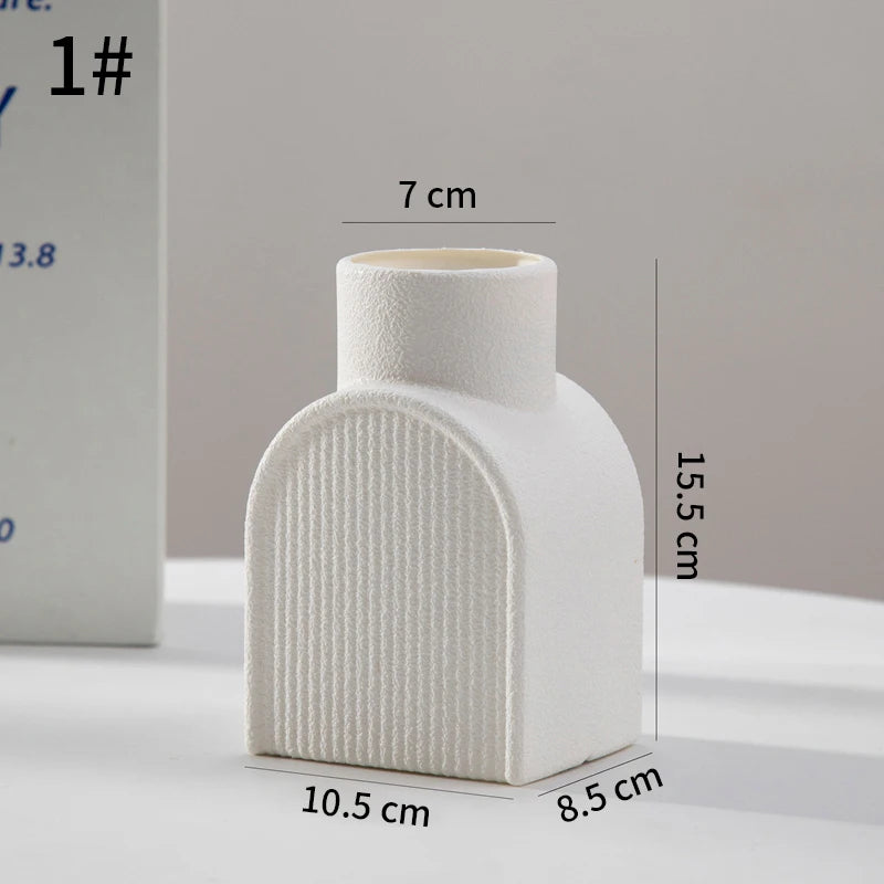 Decorative Plastic Flower Vase – Modern Style Black