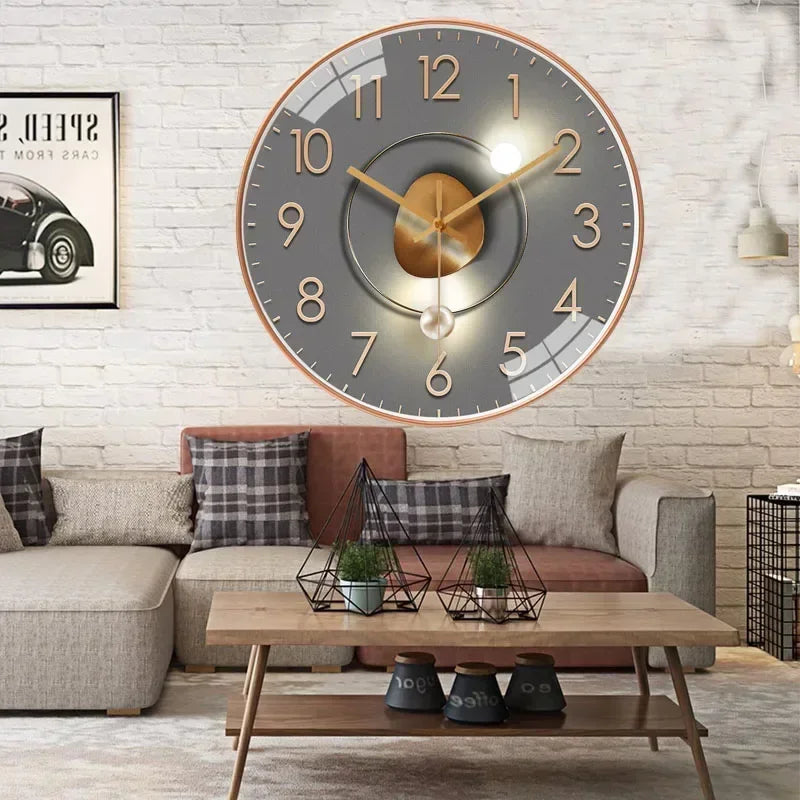 Modern and silent wall clock