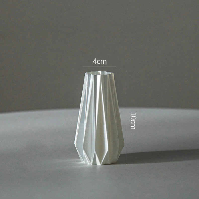 Decorative Plastic Flower Vase – Modern Style Black