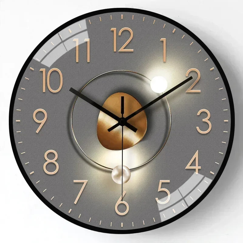 Modern and silent wall clock